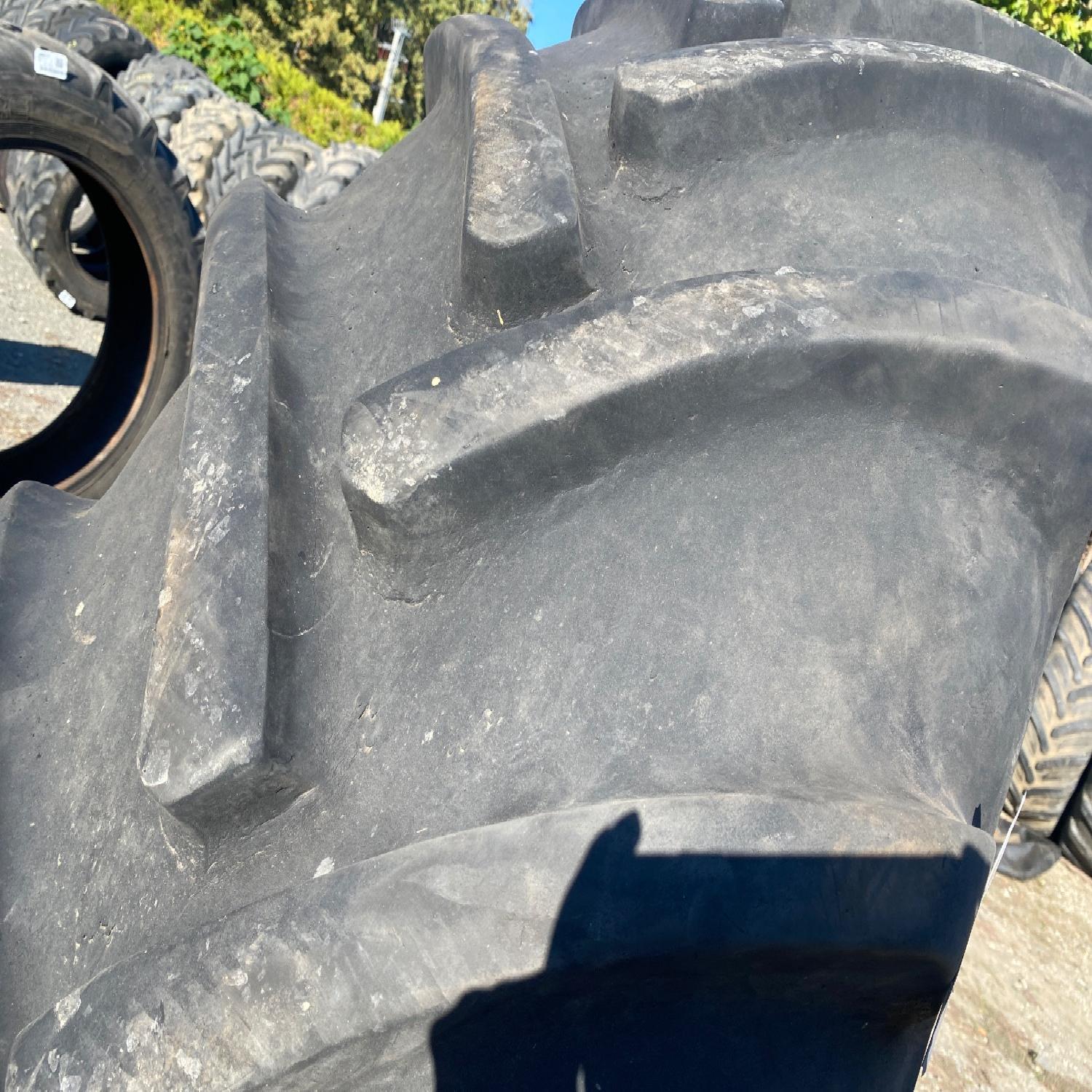  Cauciucuri 680/85R32  Mitas