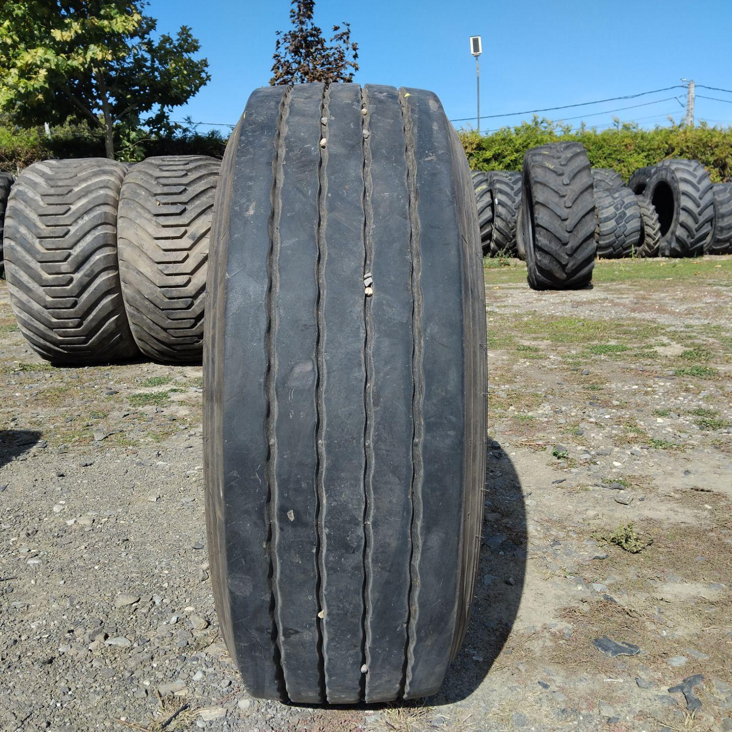  Cauciucuri 385/65R22.5  Universal