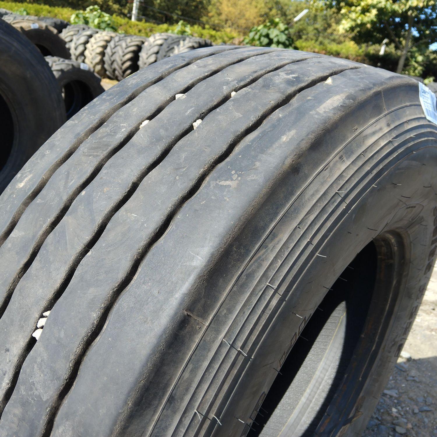  Cauciucuri 385/65R22.5  Universal