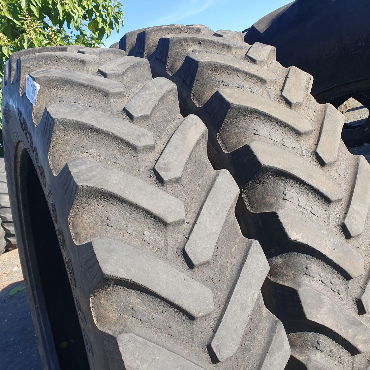  Cauciucuri 380/90R46  Bkt