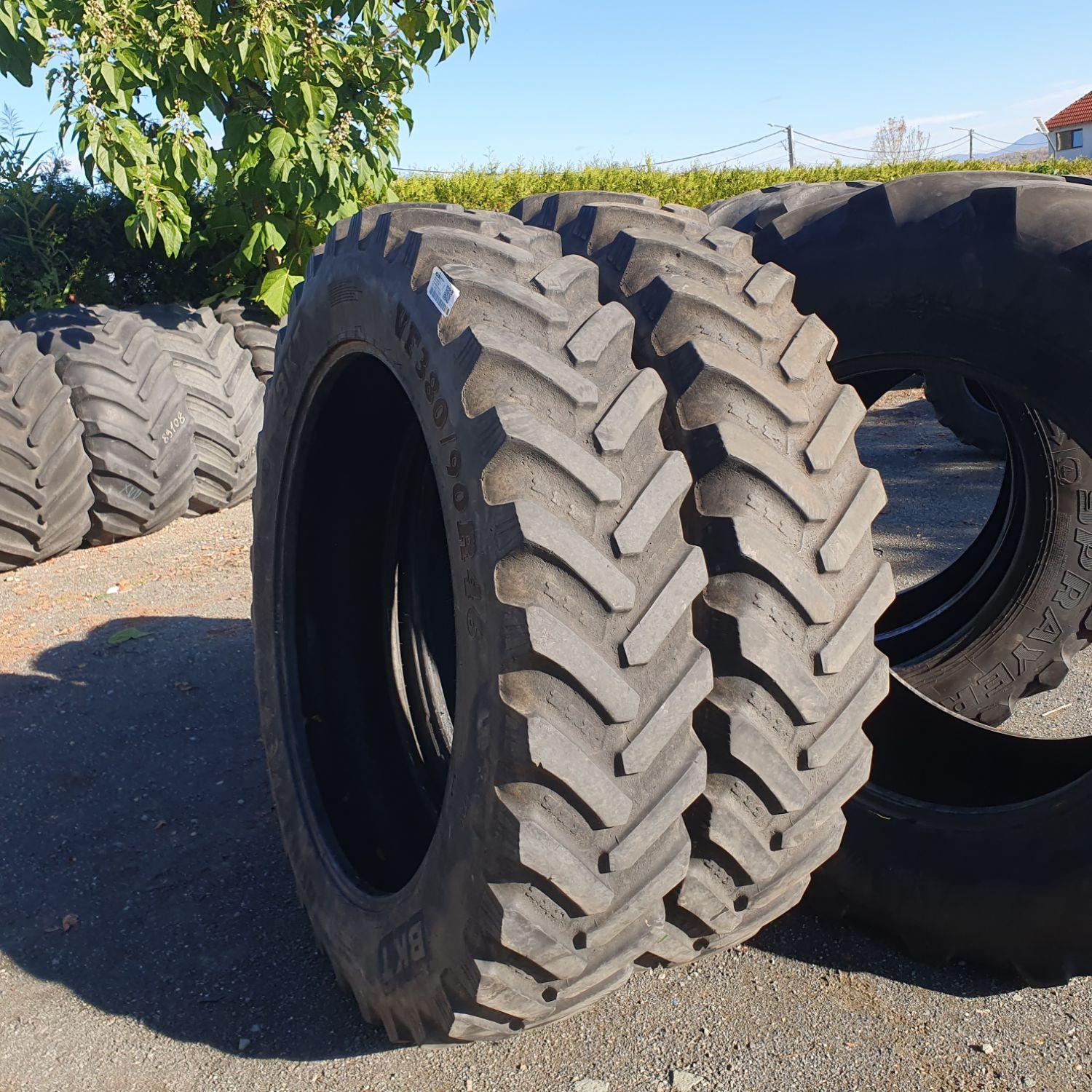  Cauciucuri 380/90R46  Bkt