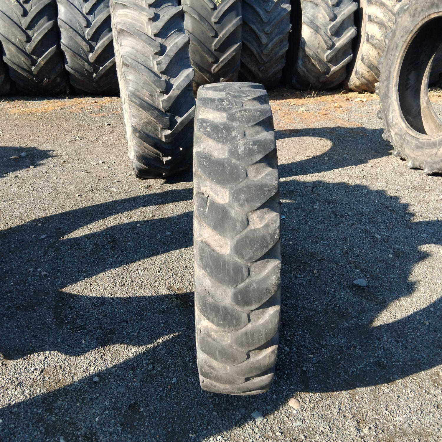 Cauciucuri 8.25-20  Rigdon