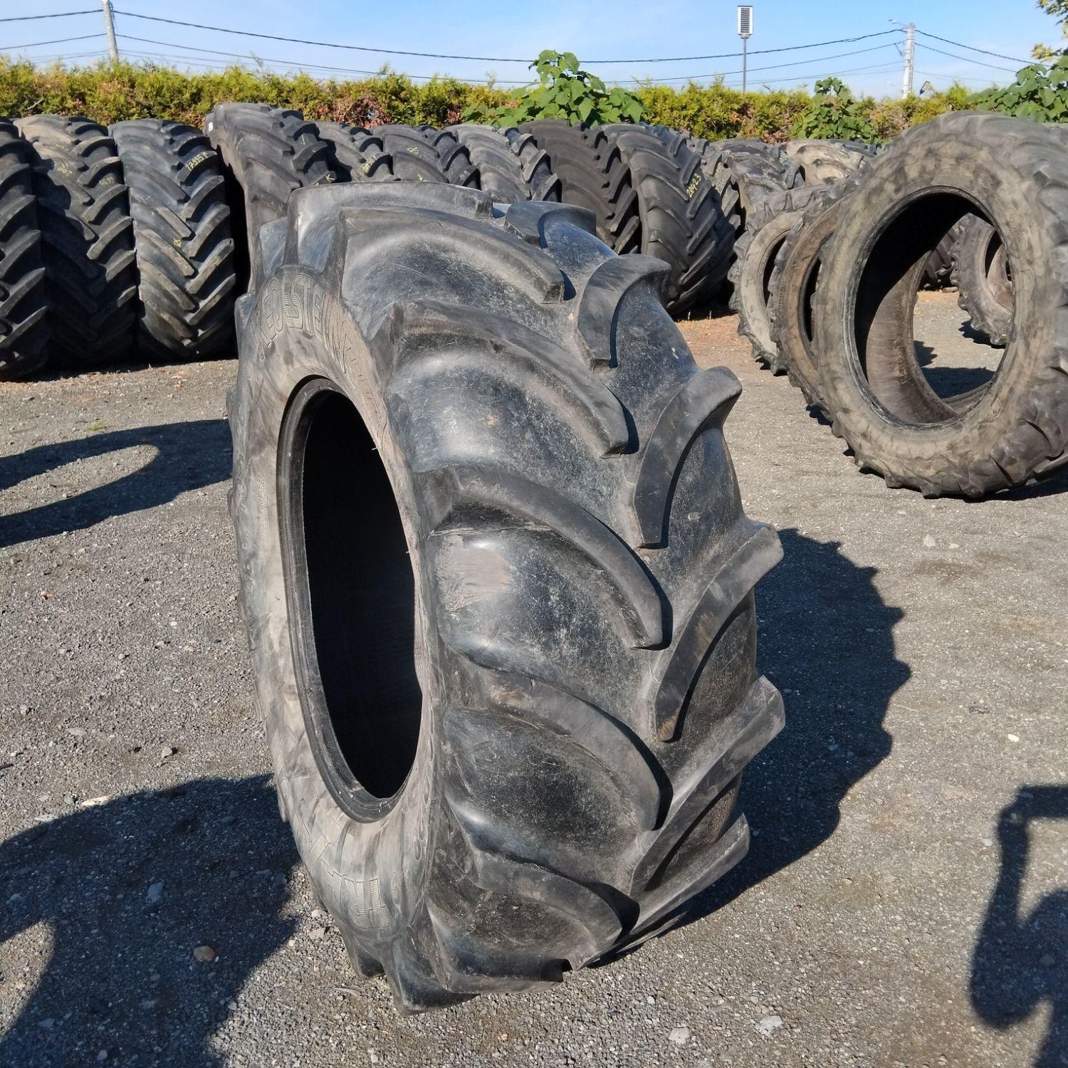  Cauciucuri 480/70R28  Vredestein