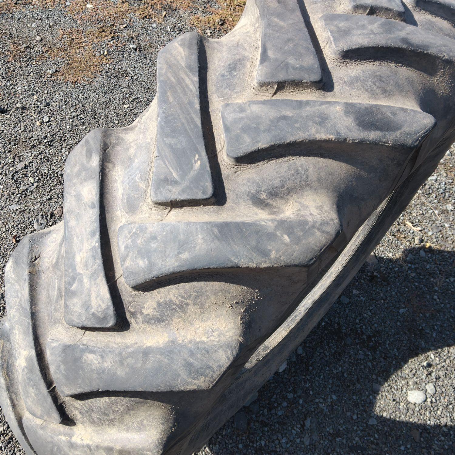  Cauciucuri 10.5-20 (280/80R20) Continental