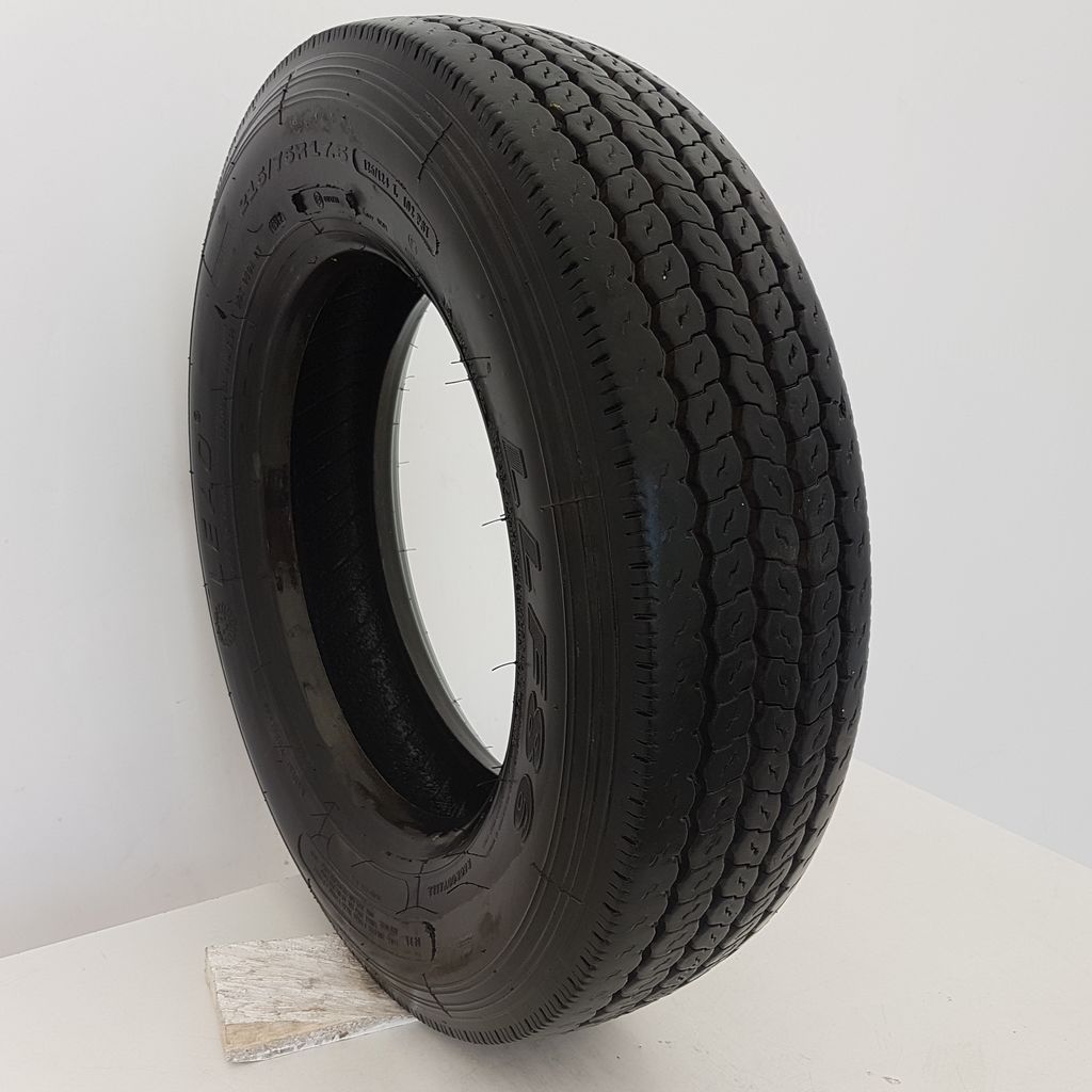  Cauciucuri 215/75 17.5  Leao