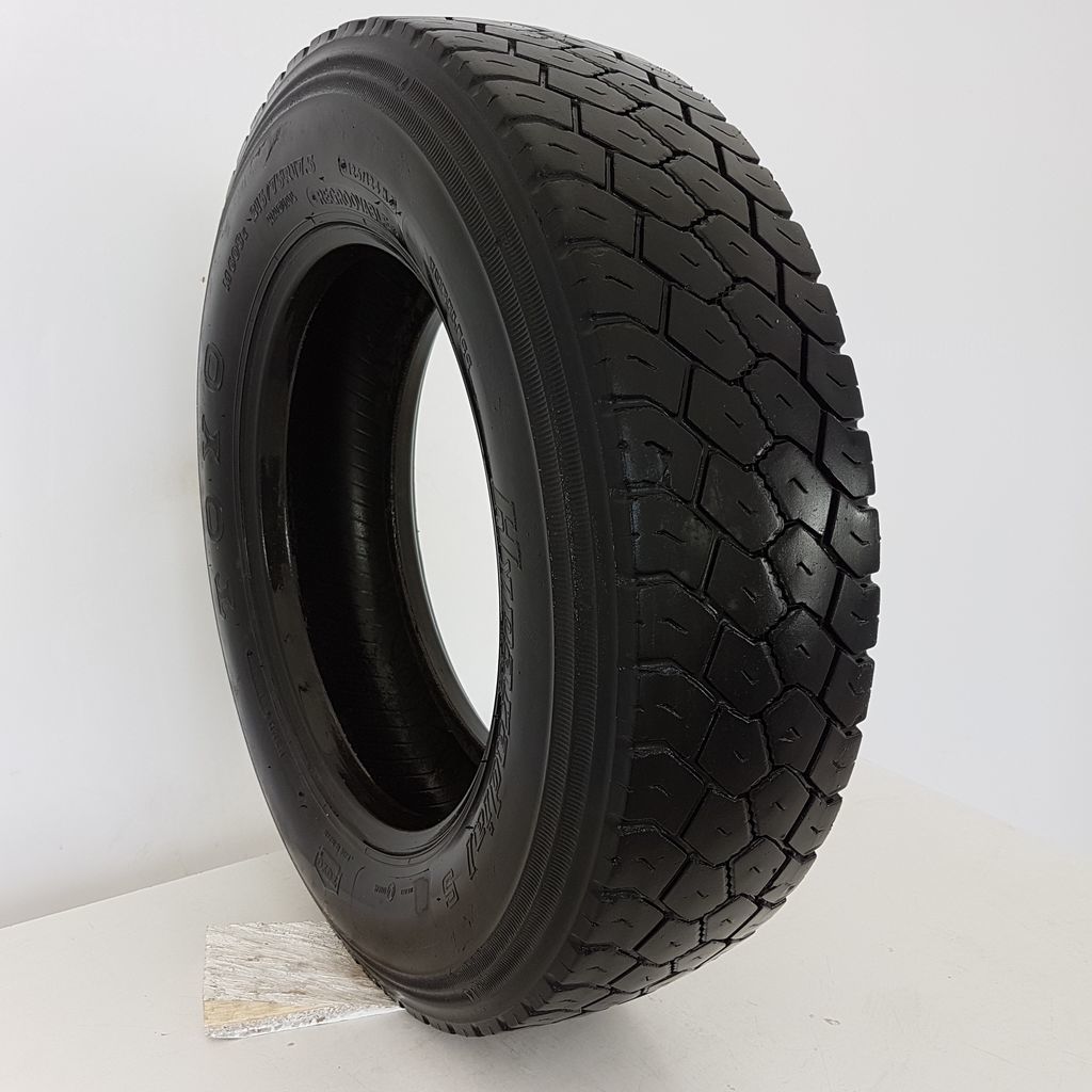  Cauciucuri 215/75 17.5  Toyo
