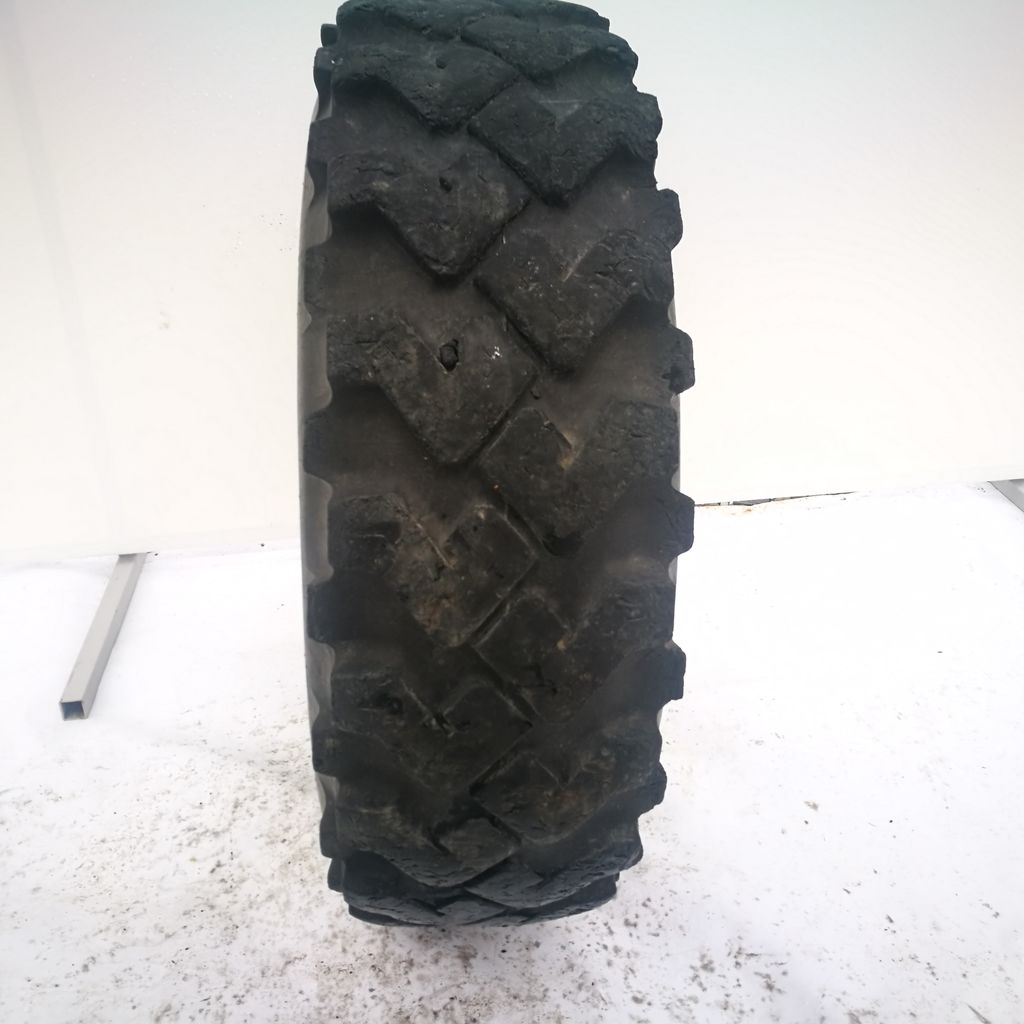  Cauciucuri 10.5 18 (10.5/80R18) Semperit