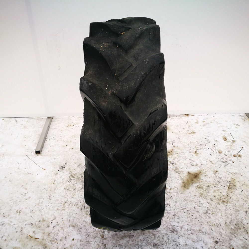  Cauciucuri 10.5 18 (10.5/80R18) Pirelli