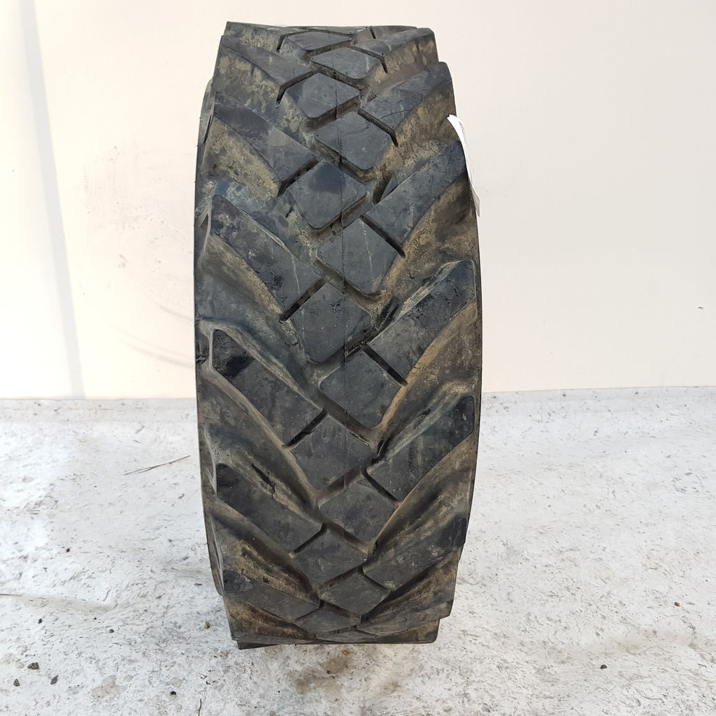  Cauciucuri 10.5 18 (10.5/80R18) Kingstone