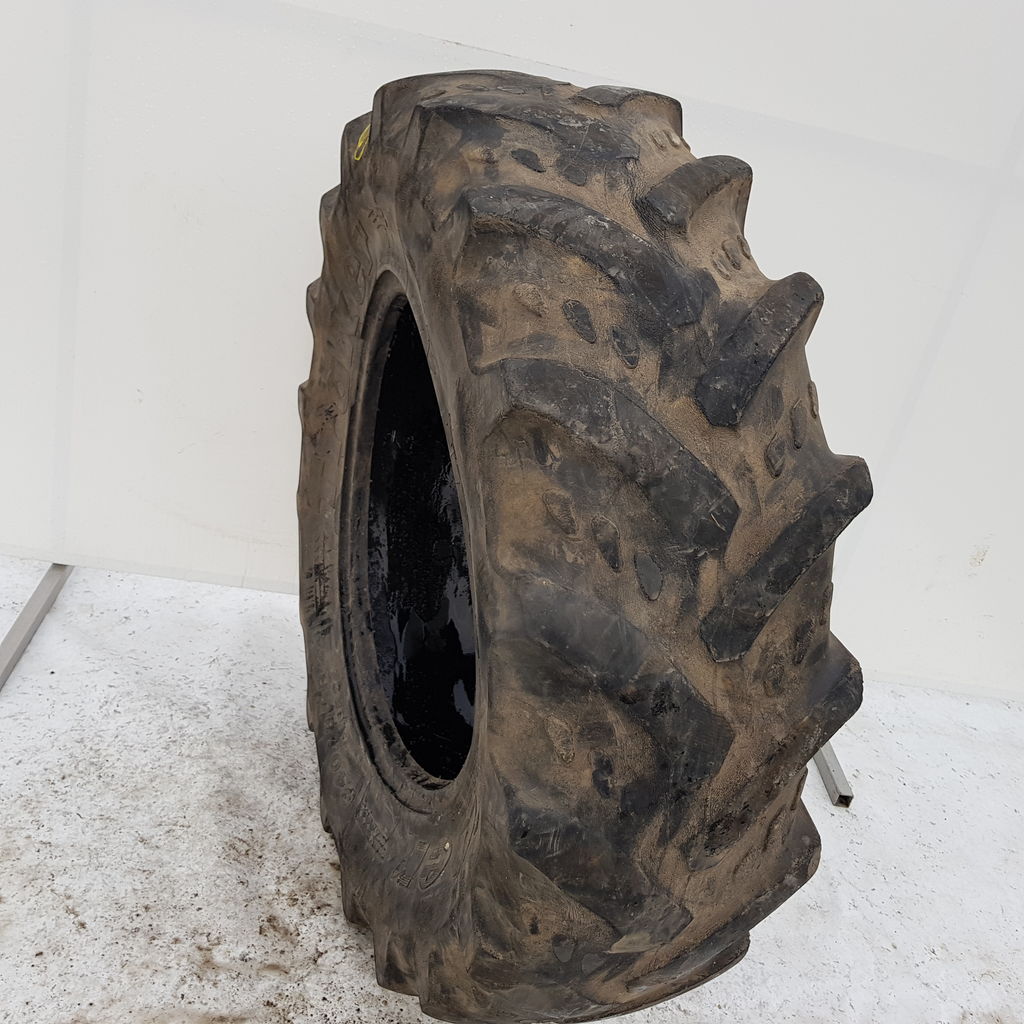  Cauciucuri 340/85 24 (13.6R24) Kleber