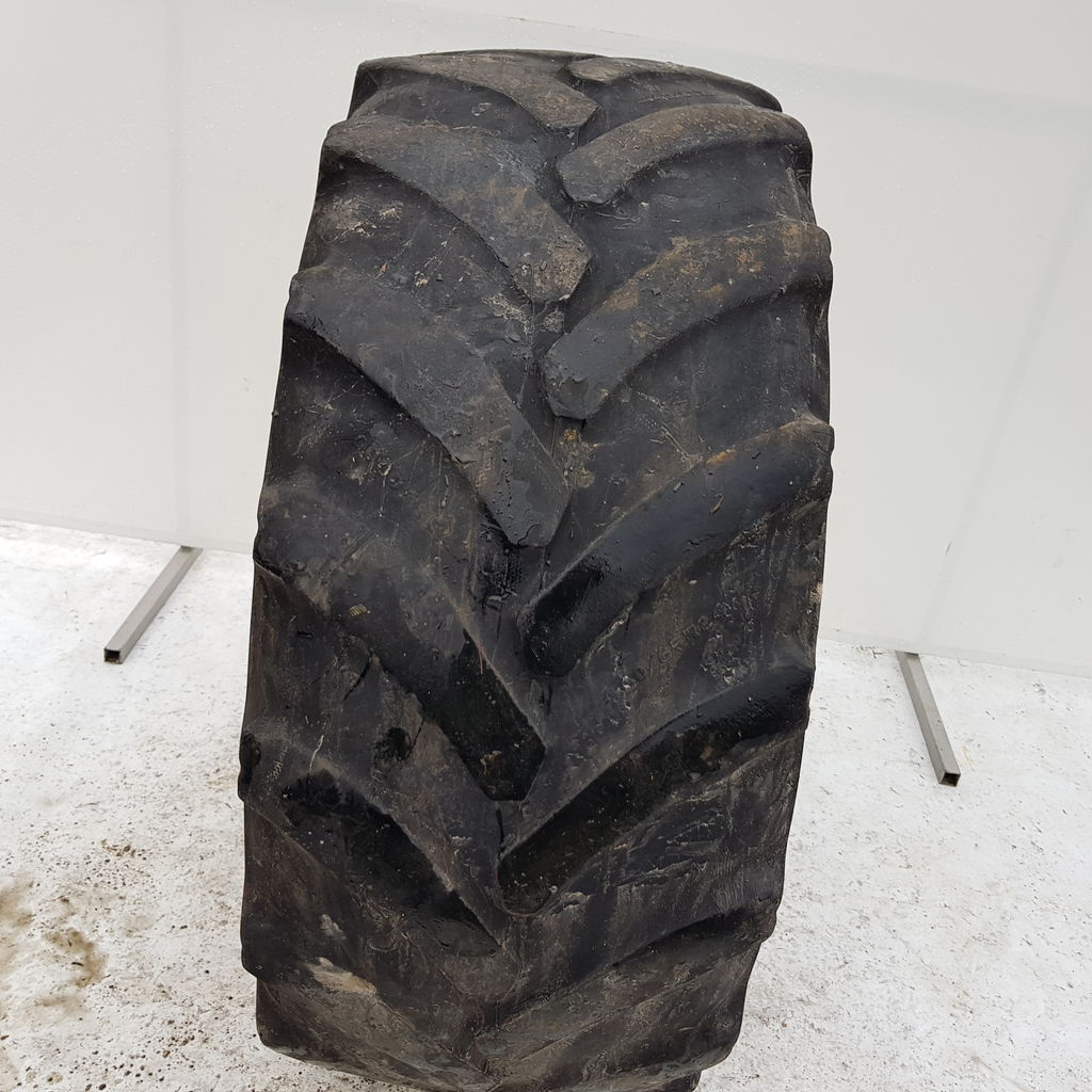  Cauciucuri 440/65 24  Goodyear