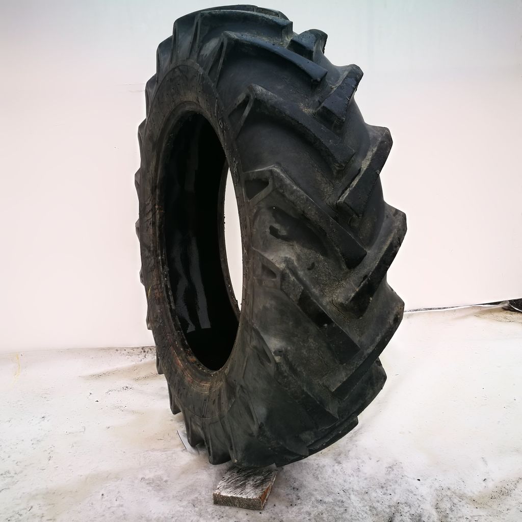  Cauciucuri 12.4 28 (320/85R28) Rekord