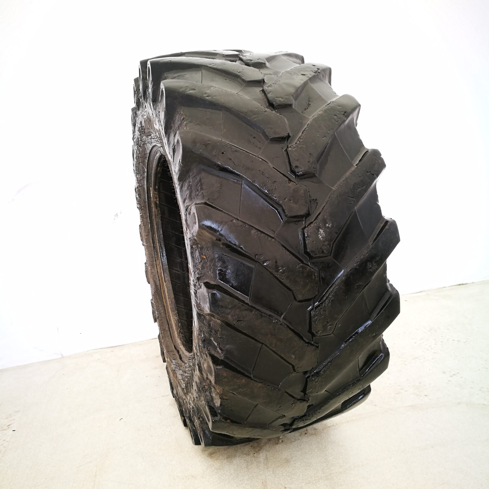  Cauciucuri 480/65R24 Pirelli