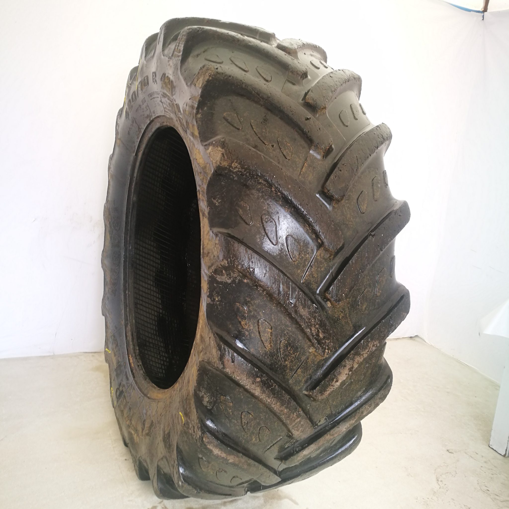  Cauciucuri 620/70R42 Kleber