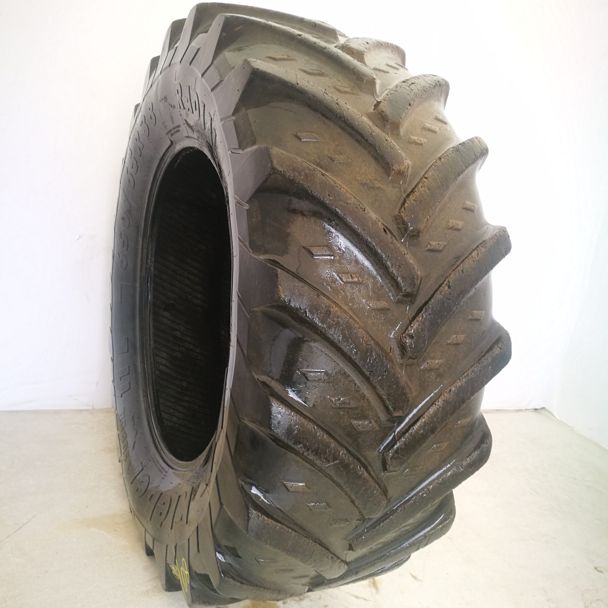  Cauciucuri 650/65R38 Kleber