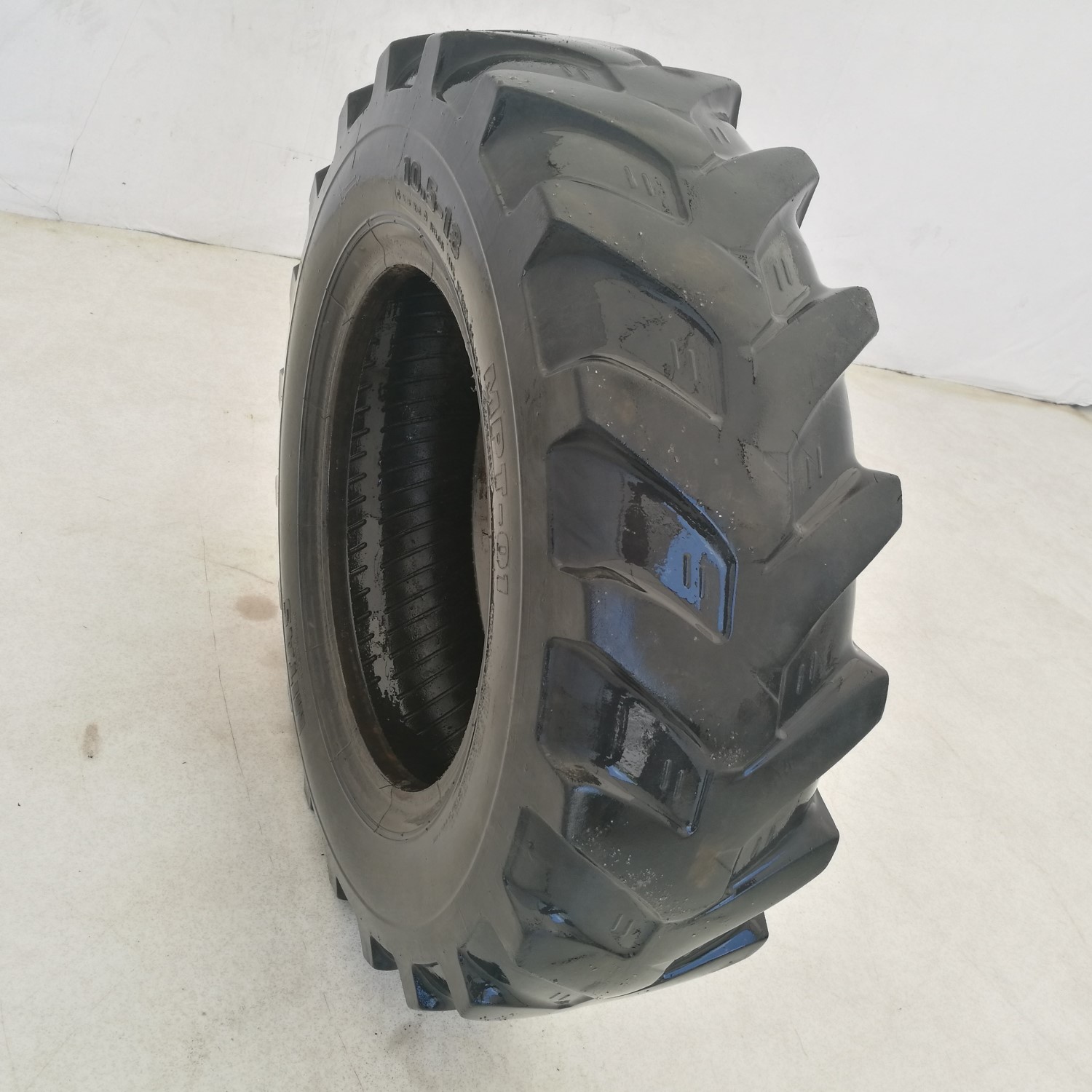  Cauciucuri 10.5 18 (10.5/80R18) Mitas