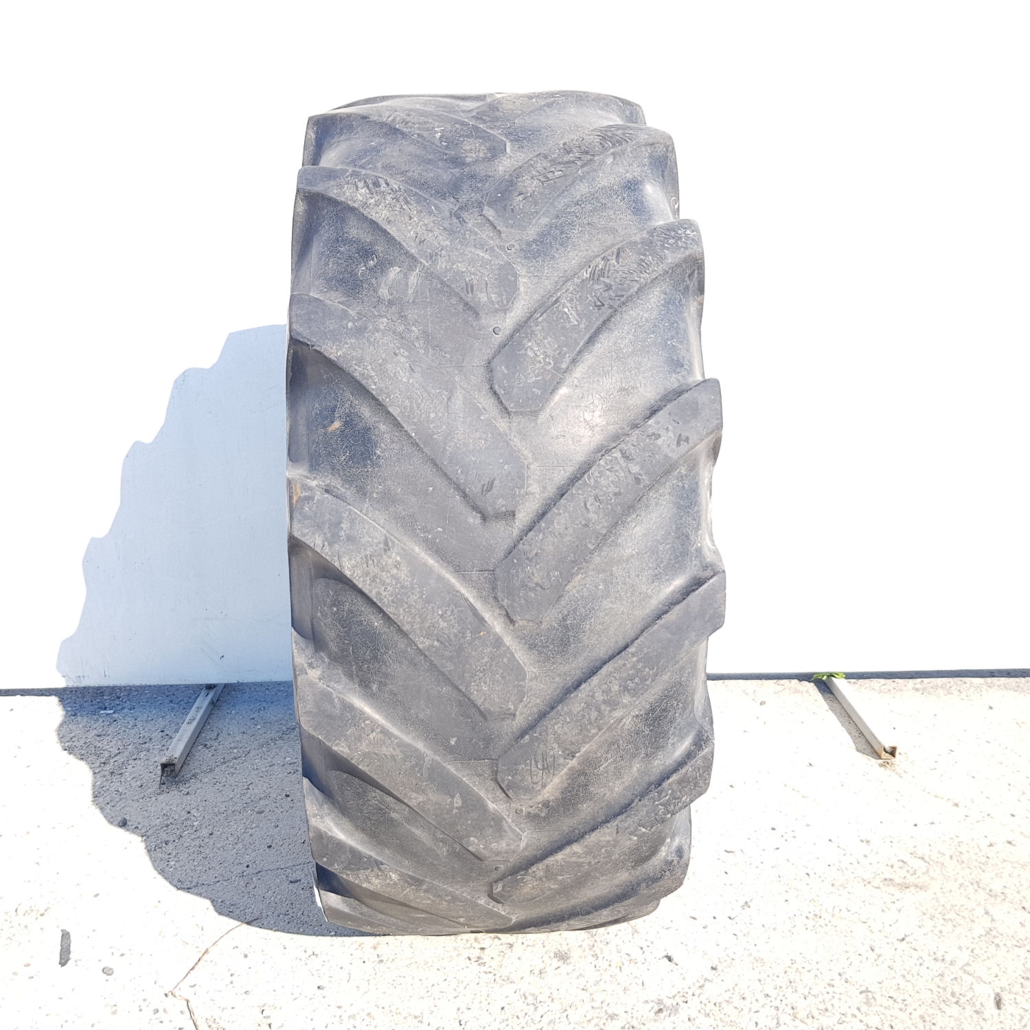  Cauciucuri 495/70R24 Michelin